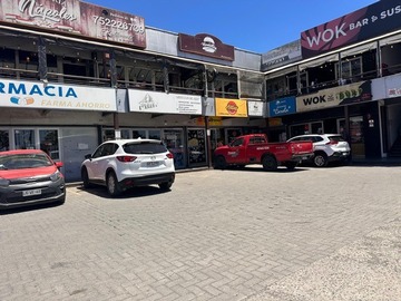 Local Comercial en arriendo mensual en Local comercial avda. Colón, ejército frente a los bomberos, Talcahuano - 1 baño
