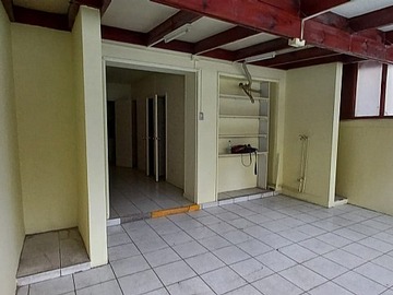 Oficina en venta en Alameda, Santiago - 3 dormitorios, 2 baños
