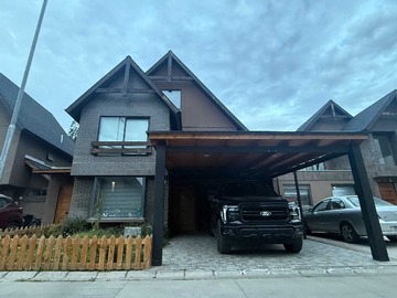 Casa en venta en Hermosa y Amplia casa en Jardines las Vizcachas (174765), Puente Alto - 4 dormitorios, 3 baños