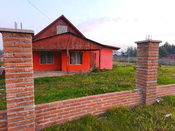 Casa en venta en A orilla de camino principal -terreno 1069 M2 (166792), Pelarco - 3 dormitorios, 1 baño