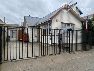 Casa en venta en Sector sur, Punta Arenas - 2 dormitorios, 1 baño