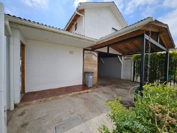 Casa en venta en Av lonquen-catemito-av calera de tango-santa rosa, Calera de Tango - 5 dormitorios, 3 baños