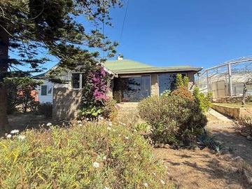 Casa en venta en Amplia e Iluminada Casa en Quintero (127745), Quintero - 7 dormitorios, 5 baños