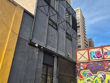 Local Comercial en venta en Fray Andresito 40, Santiago - 3 baños