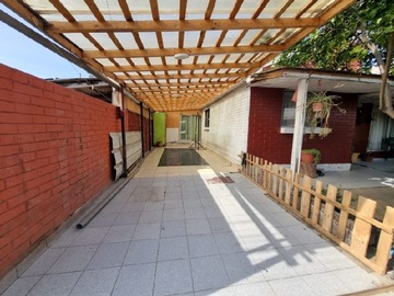 Casa en venta en Rodolfo jaramillo y manuel montt, Padre Hurtado - 6 dormitorios, 1 baño