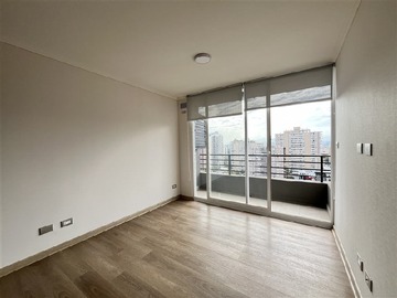 Departamento en arriendo mensual en Briones Luco, La Cisterna - 2 dormitorios, 1 baño
