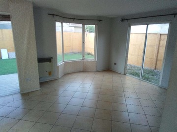 Casa en venta en Casa 2 pisos (3d/2b/2e) valle lo campino (164891), Quilicura - 3 dormitorios, 2 baños