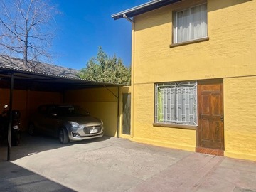Casa en venta en Macul, j.M. Carrera, pasaje cerrado, Macul - 5 dormitorios, 1 baño