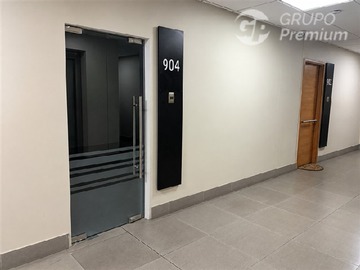 Oficina en arriendo mensual en 30 oriente 1528, Talca - 2 dormitorios, 2 baños