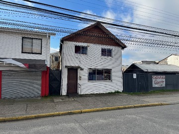 Casa en venta en Camilo Henríquez 836, Valdivia - 5 dormitorios, 2 baños