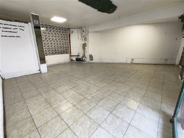 Local Comercial en venta en Los pajaritos, Maipú - 1 baño