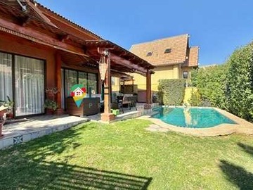 Casa en venta en Funcional y bien cuidad, condominio (112363), Huechuraba - 3 dormitorios, 3 baños