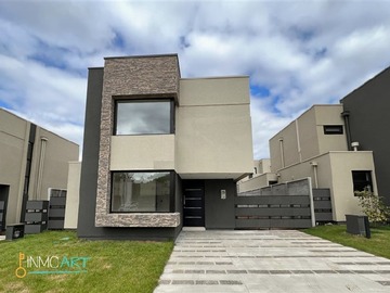 Casa en venta en Condominio Belo Horizonte, Temuco - 3 dormitorios, 3 baños
