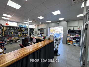 Local Comercial en arriendo mensual en Workcenter Miraflores, Renca - 4 baños