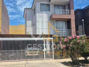 Casa en venta en Benito Ocampo 10545, Antofagasta - 6 dormitorios, 4 baños