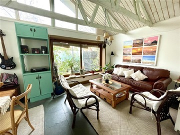 Casa en venta en Los Molinos / Colegio Manquehue, Vitacura - 3 dormitorios, 3 baños