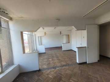 Casa en arriendo mensual en Arriendo comercial 300 mtrs eyzaguirre esquina concha y toro, Puente Alto - 5 dormitorios, 2 baños