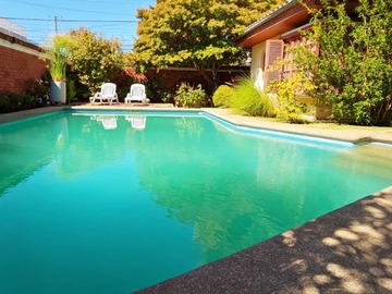 Casa en arriendo mensual en Esquina calle 5 norte, Talca - 6 dormitorios, 4 baños