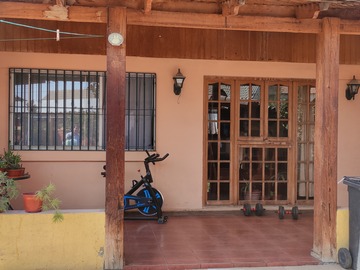 Casa en venta en Alberto Portales, Quilicura - 4 dormitorios, 2 baños