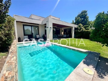 Casa en venta en Chamisero, Colina - 3 dormitorios, 3 baños