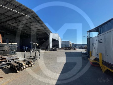 Terreno Industrial en venta en Amplio Terreno Industrial con uso mixto (119284), San Joaquín - 8 baños