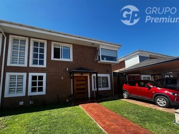 Casa en venta en 12 norte 2 poniente talca, Talca - 3 dormitorios, 2 baños