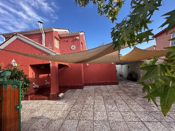 Casa en venta en Valle Lo Campino, Quilicura - 4 dormitorios, 3 baños