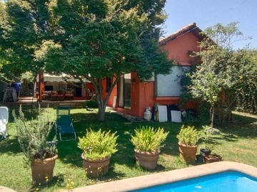 Casa en venta en Amplia ,comodoa y muy luminosa (142161), La Reina - 4 dormitorios, 4 baños