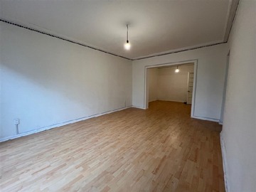Casa en arriendo mensual en Los leones, sucre, Ñuñoa - 5 dormitorios, 1 baño