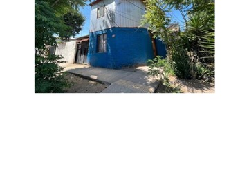 Casa en venta en José Manuel Borgoño 3160, Renca - 8 dormitorios, 2 baños
