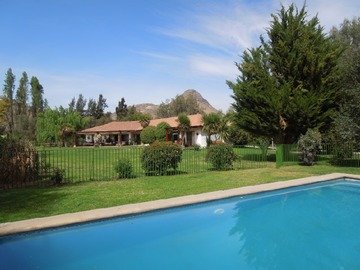 Casa en venta en El alba 2 chicureo colina, Colina - 5 dormitorios, 5 baños
