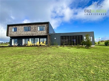 Casa en venta en Molino Viejo, Puerto Varas - 4 dormitorios, 4 baños