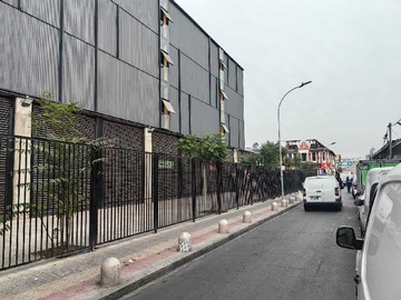 Local Comercial en arriendo mensual en Oportunidad para Inversión Comercial (168341), Recoleta - 1 baño