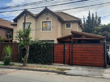 Casa en venta en Libertador bernardo o´higgins con casas de lo espejop, Maipú - 4 dormitorios, 4 baños