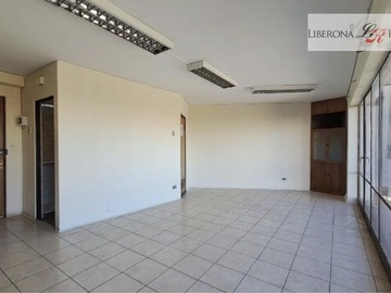 Departamento en venta en Departamento / Oficina en plan de Valparaíso, Valparaíso - 2 dormitorios, 2 baños