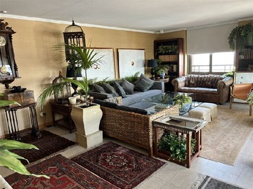 Departamento en venta en Cerro Colorado con Nustra Señora del Rosario, Las Condes - 4 dormitorios, 4 baños