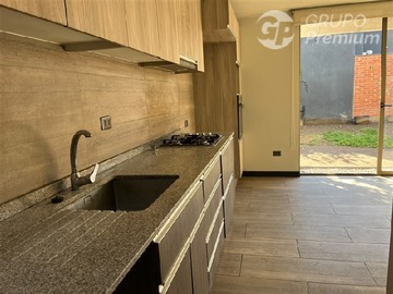 Casa en arriendo mensual en Pedro fontova/ maitenes/ strip center, Huechuraba - 3 dormitorios, 3 baños