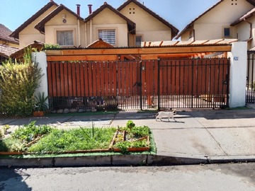 Casa en venta en El cerro / las brisas del parque nte., Puente Alto - 3 dormitorios, 2 baños