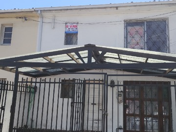 Casa en venta en Avenida Pedro Aguirre Cerda 3041, Estación Central - 10 dormitorios, 3 baños