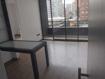 Departamento en venta en Venta dpto metro sta lucia vende dueña (144756), Santiago - 1 dormitorio, 1 baño