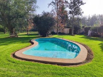 Casa en venta en Condominio el almendral, Peñaflor - 4 dormitorios, 4 baños