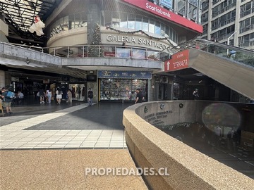 Local Comercial en arriendo mensual en Galería Santiago Centro, Santiago - 3 baños