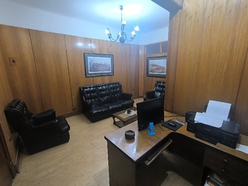 Oficina en arriendo mensual en Arriendo Box en Oficina Agustinas - 1 dormitorio, 1 baño