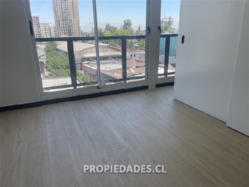 Departamento en venta en Roberto Espinoza / Metro Parque Almagro, Santiago - 1 dormitorio, 1 baño