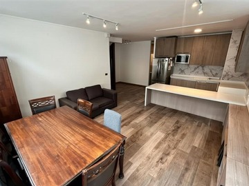 Departamento en venta en Clinica Indisa, Providencia - 3 dormitorios, 2 baños