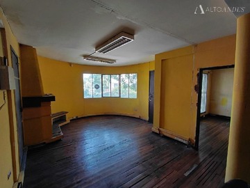 Casa en arriendo mensual en https://maps.app.goo.gl/fM37iLefkjTewpMT7, Ñuñoa - 6 dormitorios, 3 baños