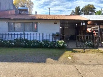 Casa en venta en Casa en Campos Deportivo a Dos Cuadras del Casino - 3 dormitorios, 1 baño