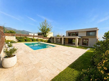 Casa en venta en Cond. Los Bosques/4 Dormt.(2 Suites)+Servicio (160739), Colina - 5 dormitorios, 5 baños