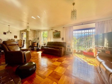 Venta / Casa / Vitacura