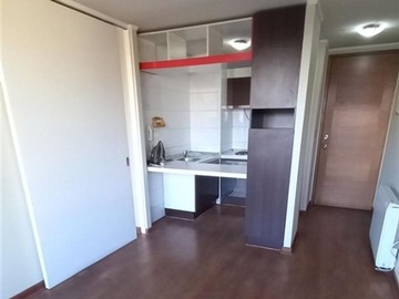 Departamento en arriendo mensual en Av. Manuel Rodriguez / Metro Toesca, Santiago - 1 dormitorio, 1 baño